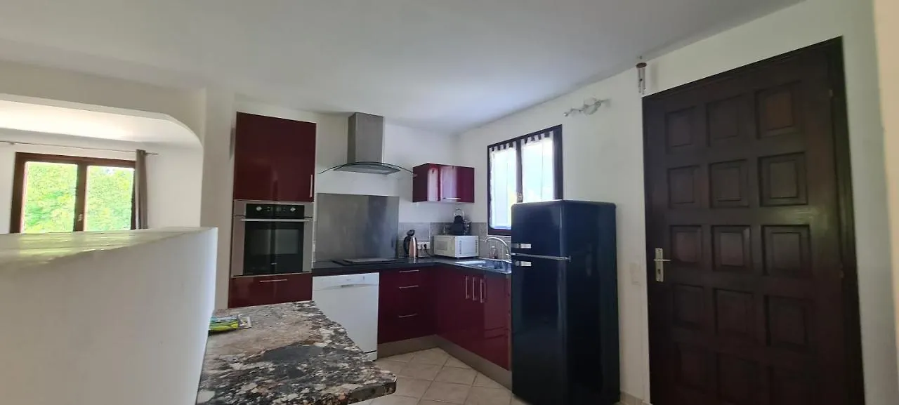 La Gaude Appart Jardin 6 Personnes 0*, La Gaude